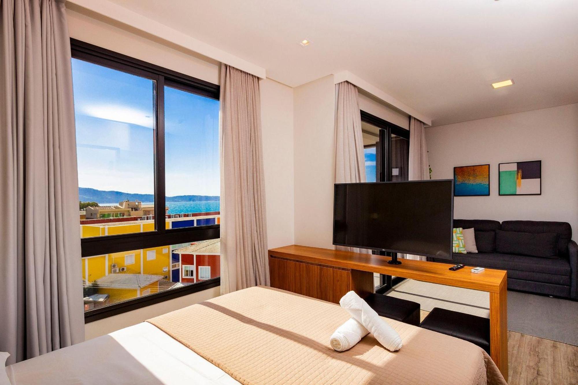 Aion Suites 302 - Lindo Apartamento Com Vista Para O Mar, A 60M Da Praia De Bombinhas, Com Piscina E Academia No Rooftop. ภายนอก รูปภาพ