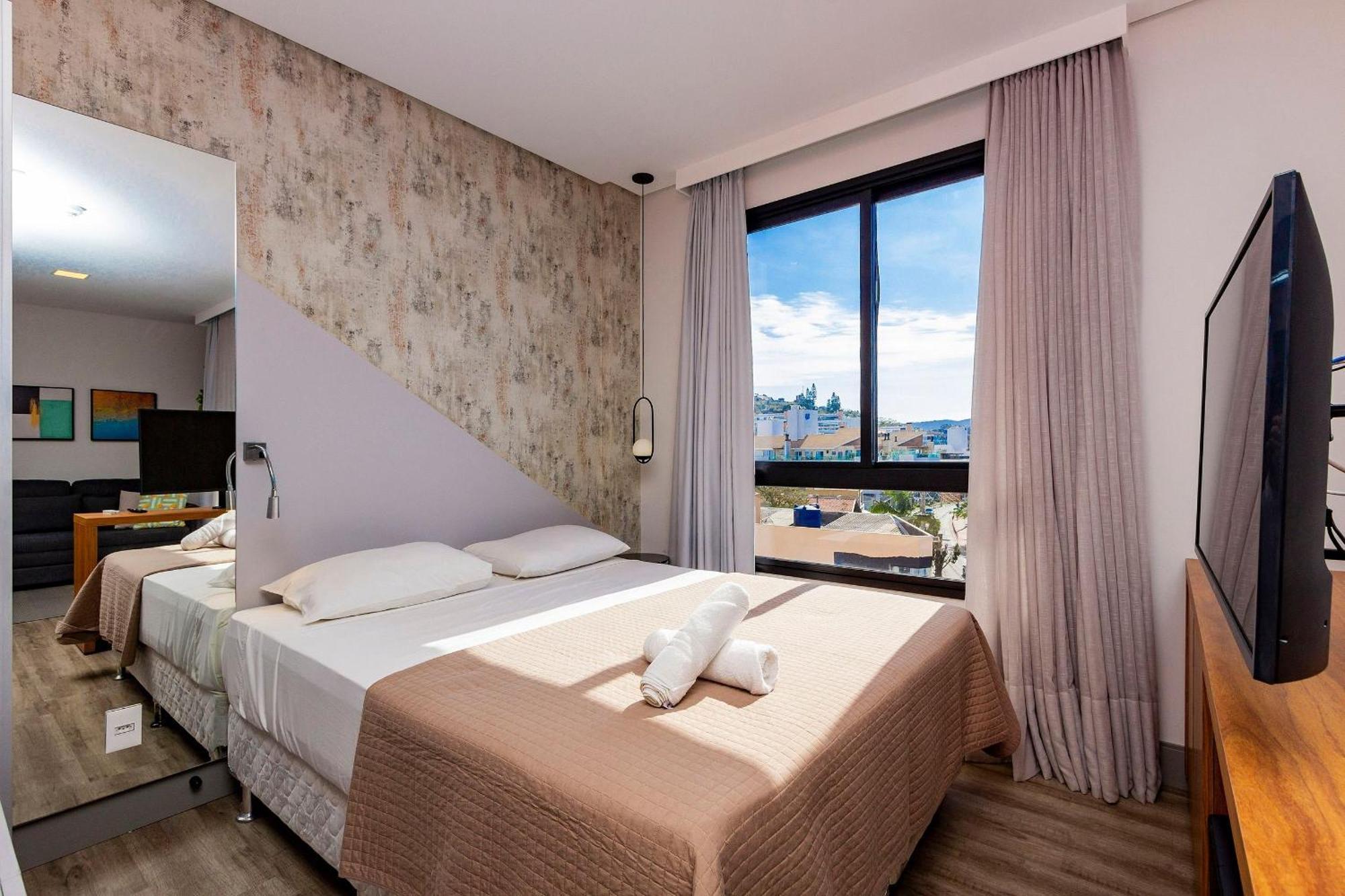 Aion Suites 302 - Lindo Apartamento Com Vista Para O Mar, A 60M Da Praia De Bombinhas, Com Piscina E Academia No Rooftop. ภายนอก รูปภาพ