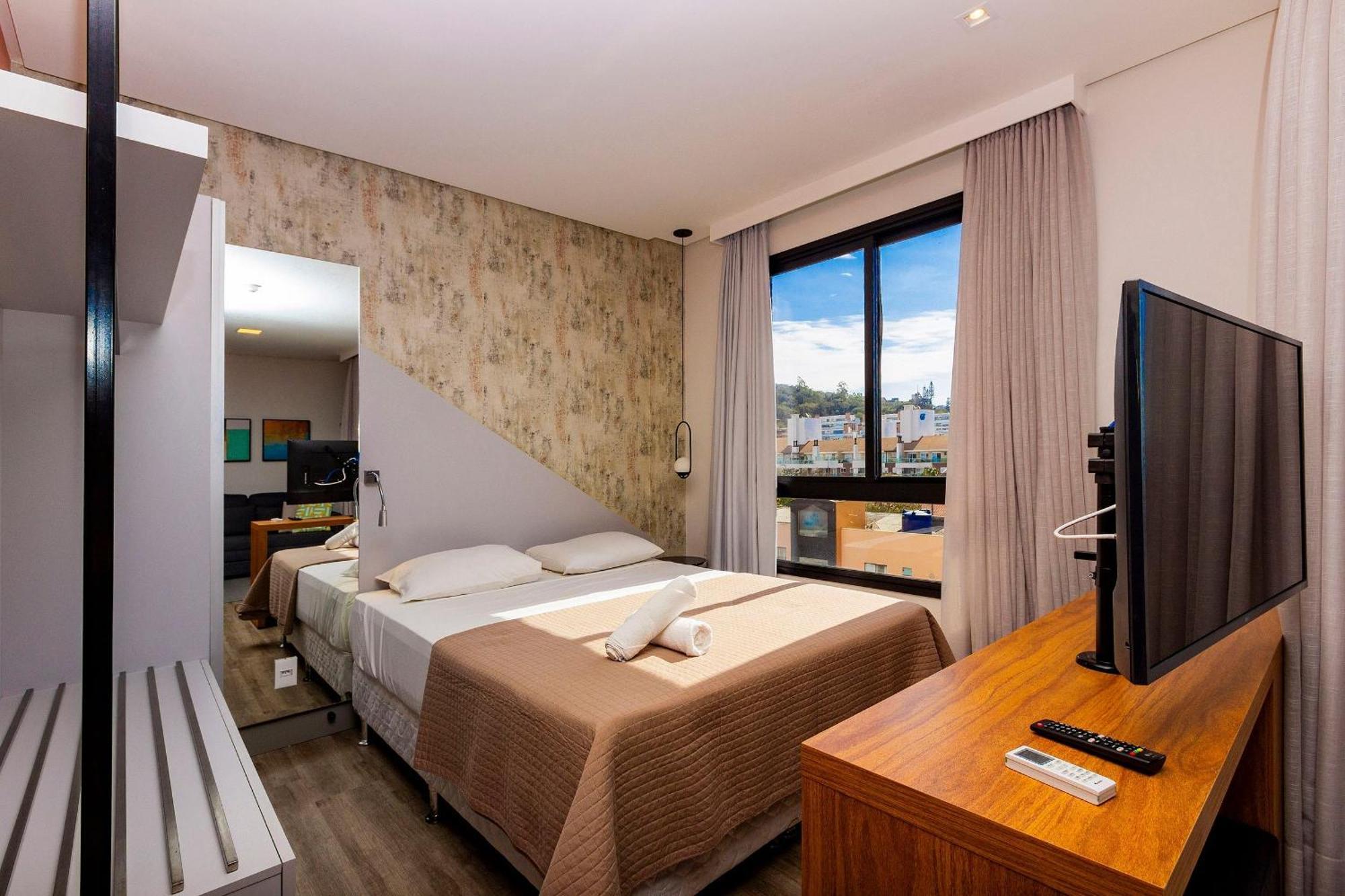 Aion Suites 302 - Lindo Apartamento Com Vista Para O Mar, A 60M Da Praia De Bombinhas, Com Piscina E Academia No Rooftop. ภายนอก รูปภาพ