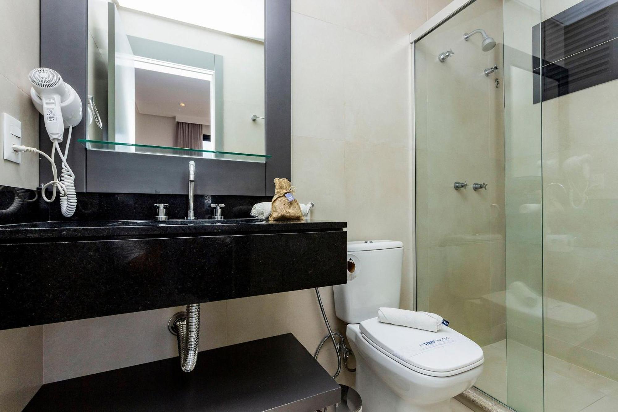 Aion Suites 302 - Lindo Apartamento Com Vista Para O Mar, A 60M Da Praia De Bombinhas, Com Piscina E Academia No Rooftop. ภายนอก รูปภาพ