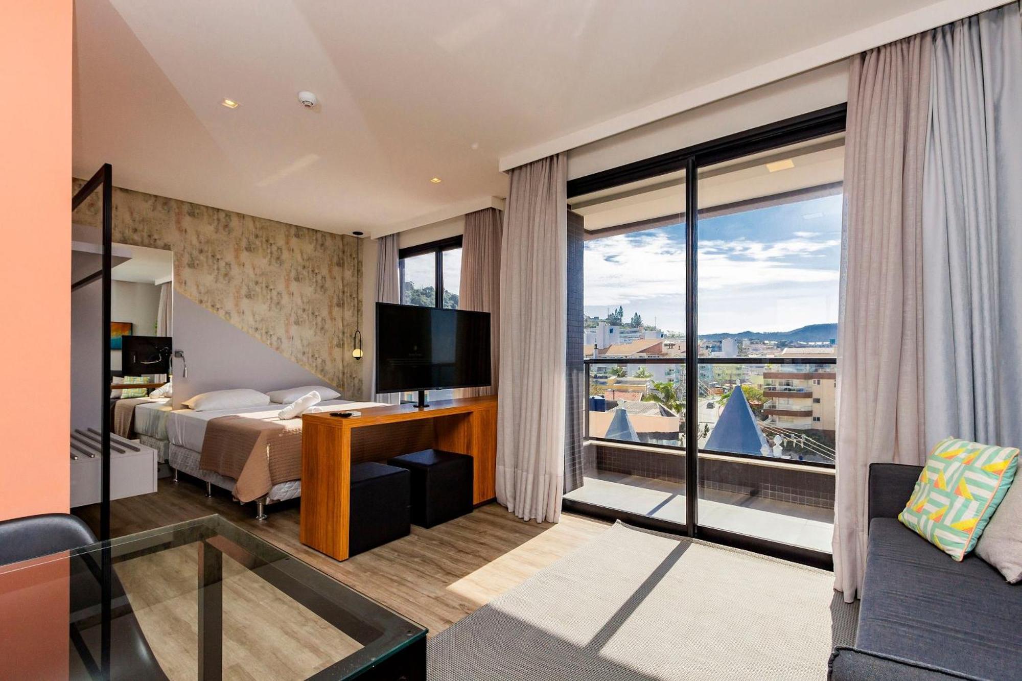 Aion Suites 302 - Lindo Apartamento Com Vista Para O Mar, A 60M Da Praia De Bombinhas, Com Piscina E Academia No Rooftop. ภายนอก รูปภาพ